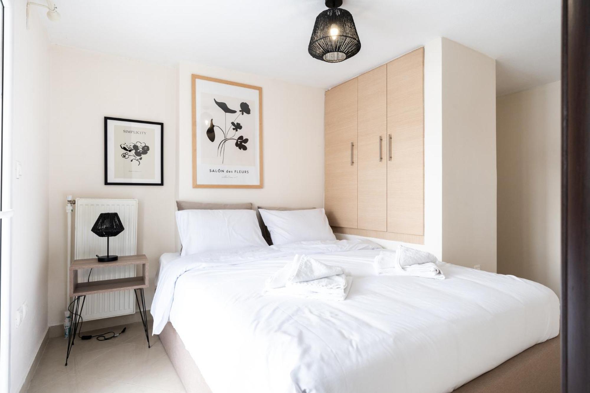 Pomegranate Luxury Penthouse Maisonette With Beautiful Terrace & Free Parking By Binobi ! Szaloniki Kültér fotó